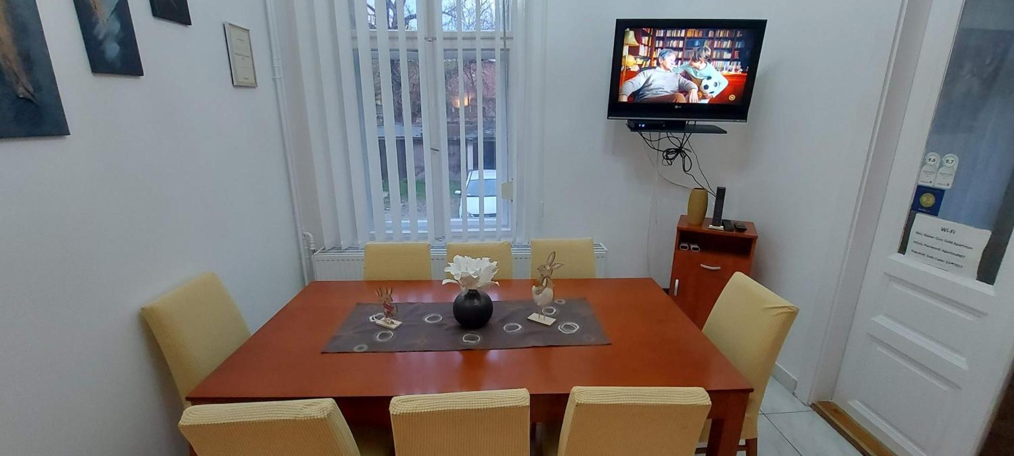 Civis Gold Apartman Debrecen Buitenkant foto