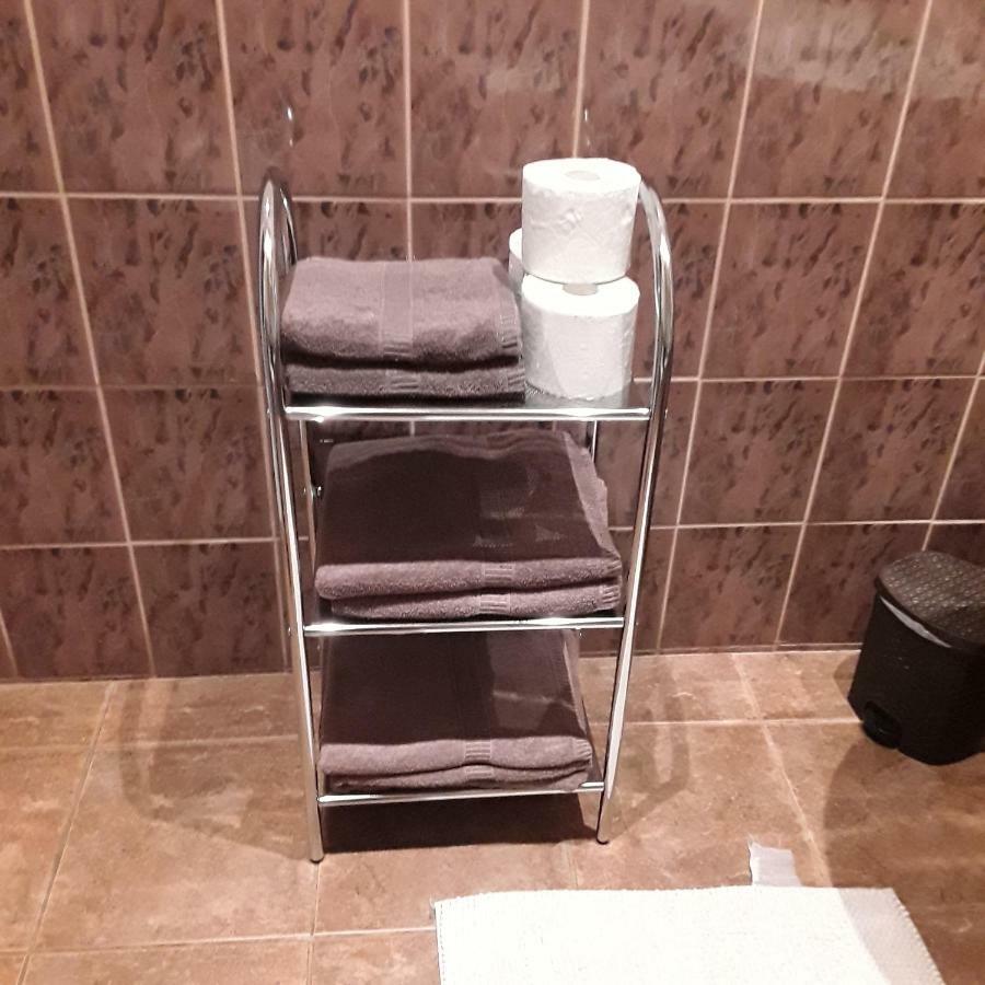 Civis Gold Apartman Debrecen Buitenkant foto